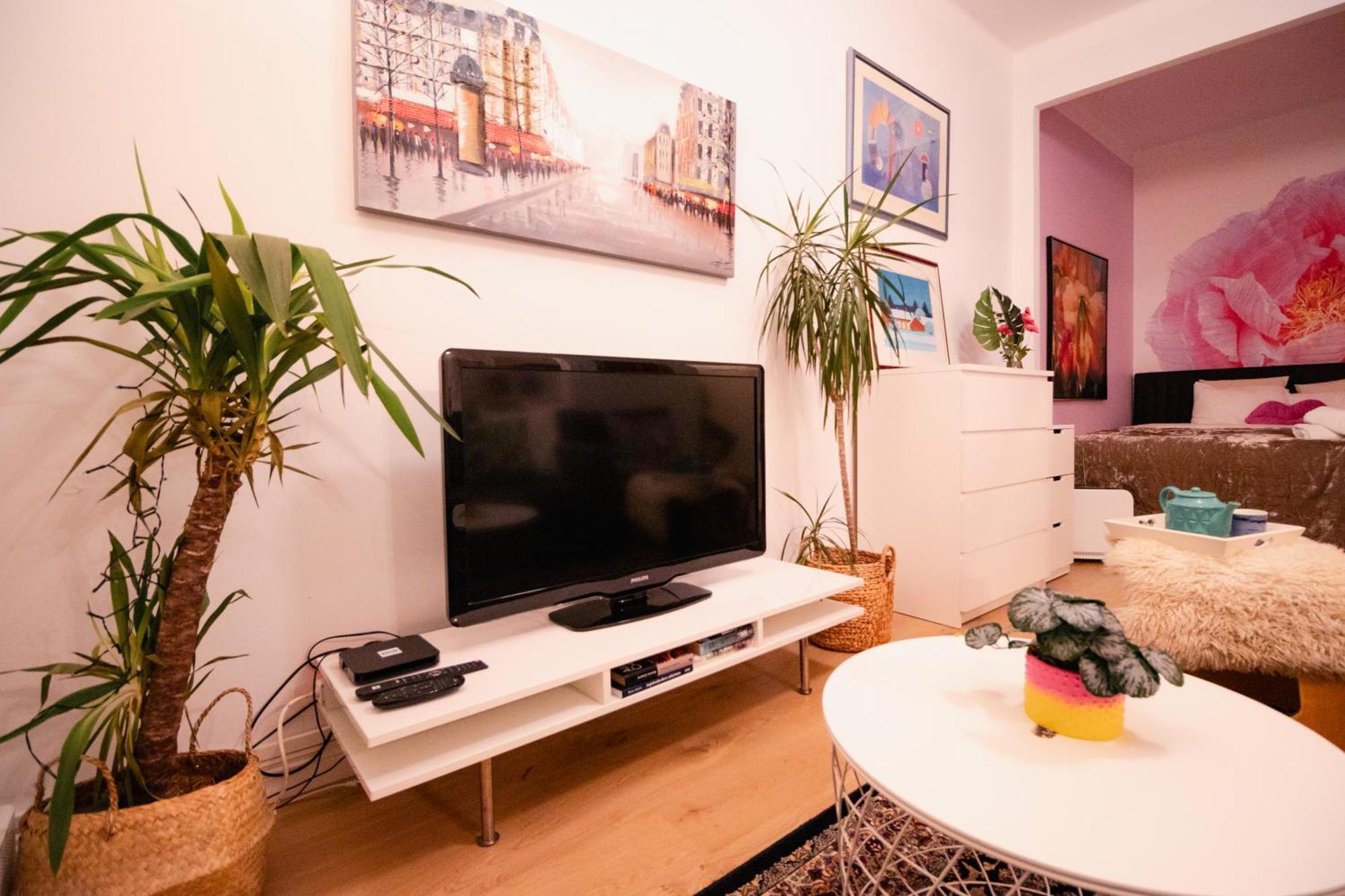 Lovely Flat In The Heart Of เฮลซิงกิ ภายนอก รูปภาพ