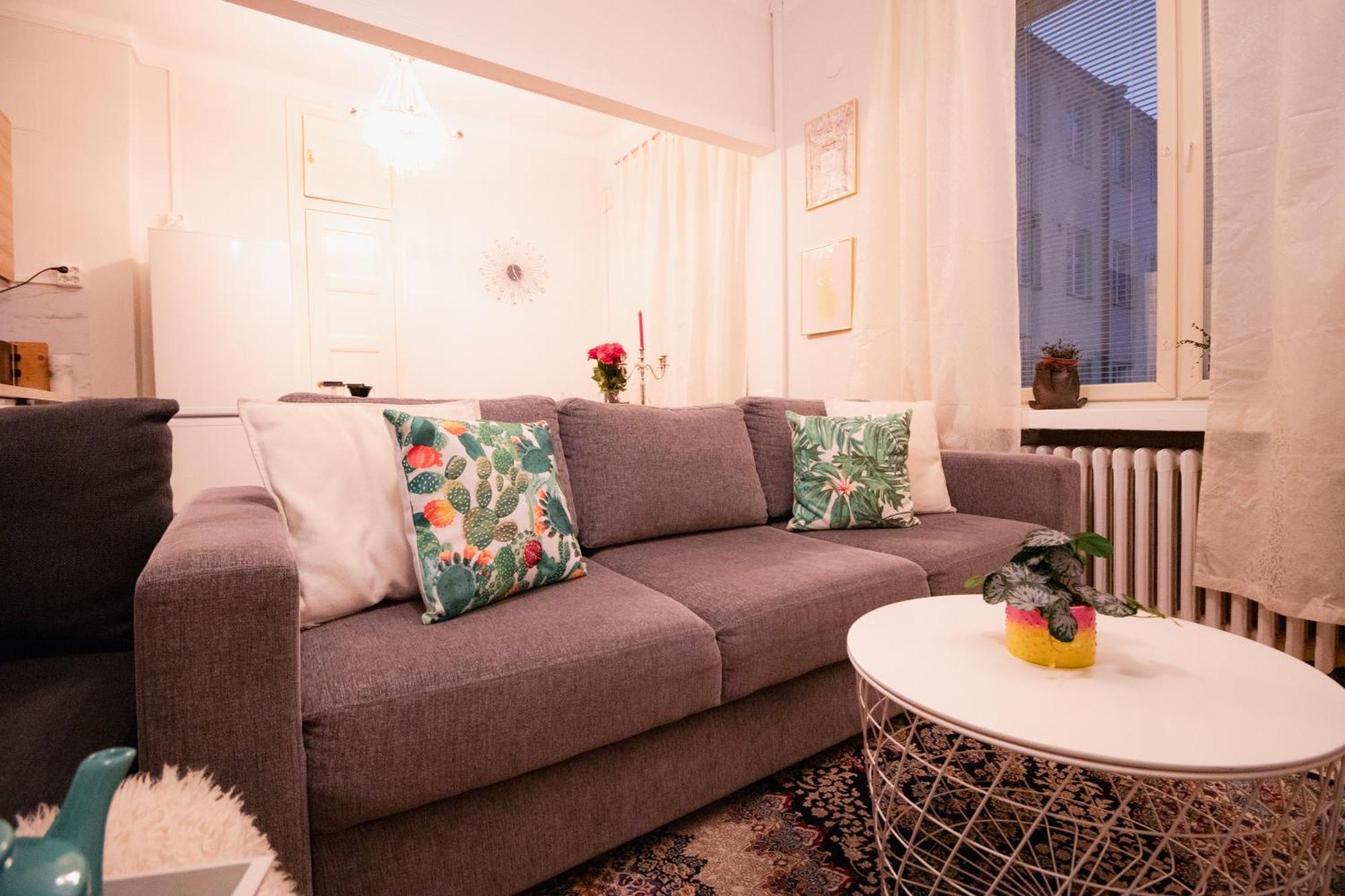 Lovely Flat In The Heart Of เฮลซิงกิ ภายนอก รูปภาพ